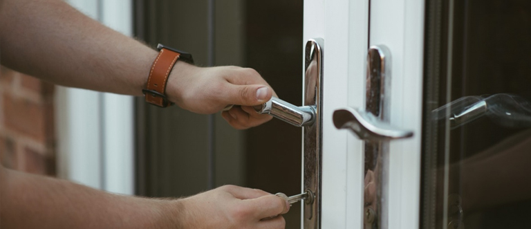 24 hour key locksmith Winton